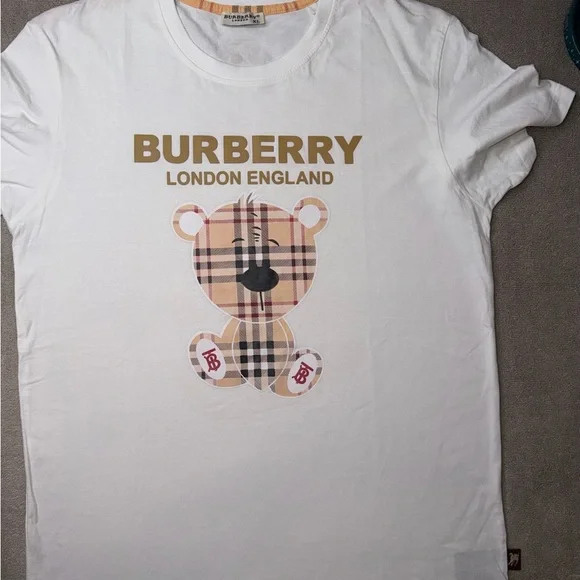 Burberry White and Gold Logo T-Shirt - Picture 3 of 15